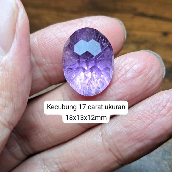 Kecubung berat 17 carat ukuran 18x13x12mm