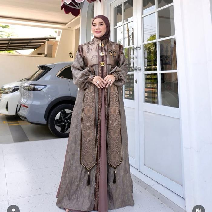 Gamis Eles Brand Lina Sukijo Syari Set Premium dengan Desain Elegan dan Kualitas Terbaik