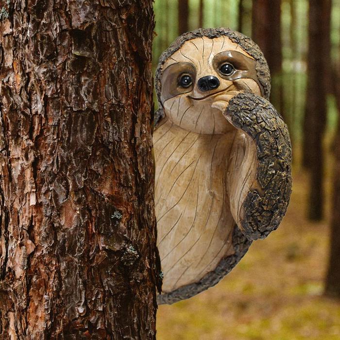 Sloth Garden Statue Outdoor Garden Ornaments Sloth Climbing Resin