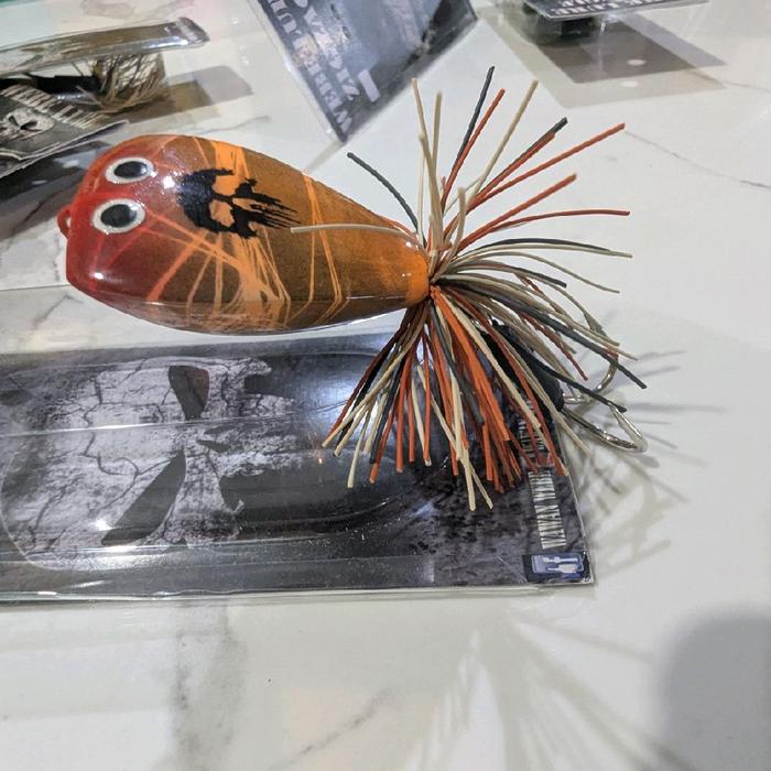 JUMP FROG | TRIANGLE WEBE LURE