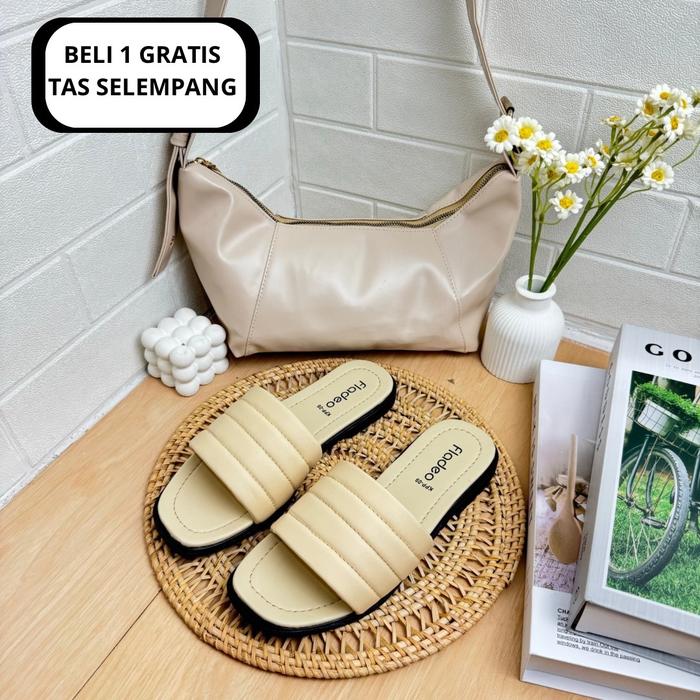 Beli 1 Gratis 1 Sandal Wanita Fladeo Model Trend Gratis Tas Selempang Wanita Flat Hitam