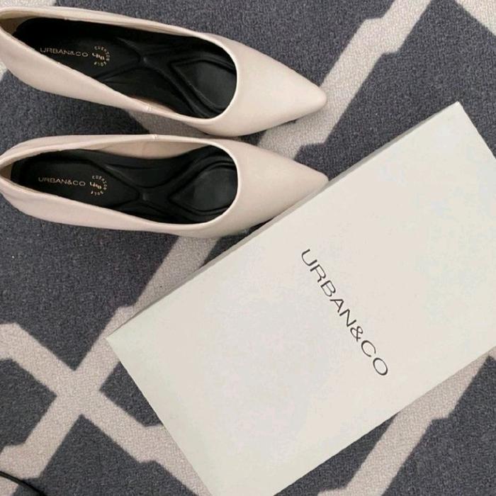 high heels white urban n co