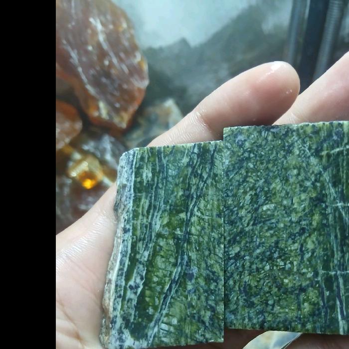 batu bahan giok papua nabire
