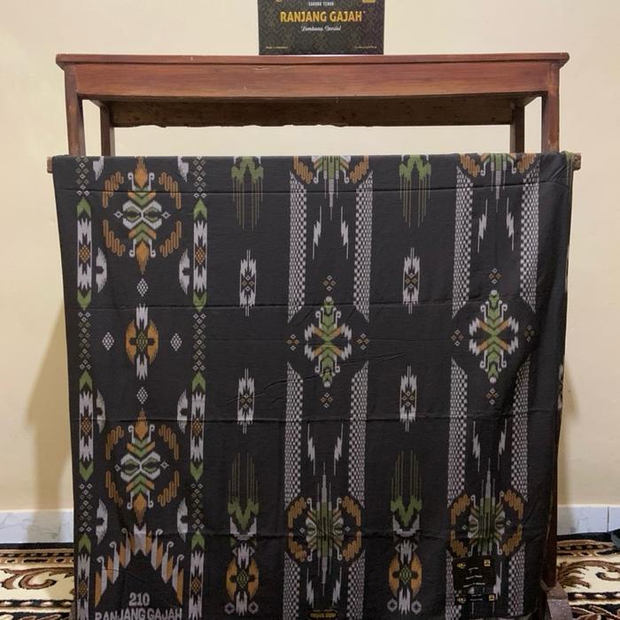 Obral!! Sarung Ranjang Gajah Motif Etnik dengan Desain Unik dan Warna Menarik 210 Model Etnik