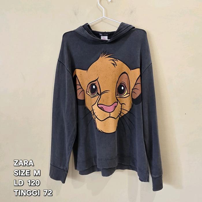 528. (Preloved) ZARA x DISNEY LION KING Hoodie Sweater Long Sleeve T-SHIRT Wanita Authentic