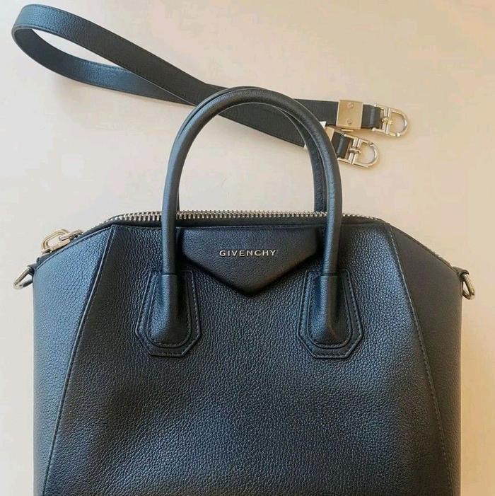 givenchy antigona medium bag black