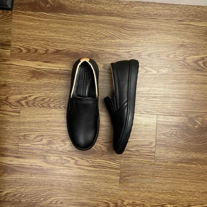 Ecco mens soft 7 slip on sneakers