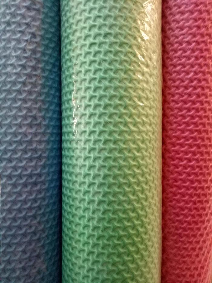 Tikar Karpet Matras Plastik Tebal Bentol Karpet Piknik Garfield uk 120 x 180 cm