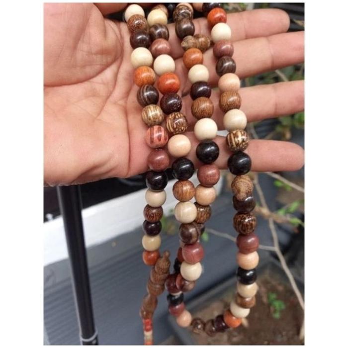 tasbih kombinasi 9kayu 10mm Bidara, kemuning, kelor hitam, kelor emas, galih asem, Liwung Macan, sti