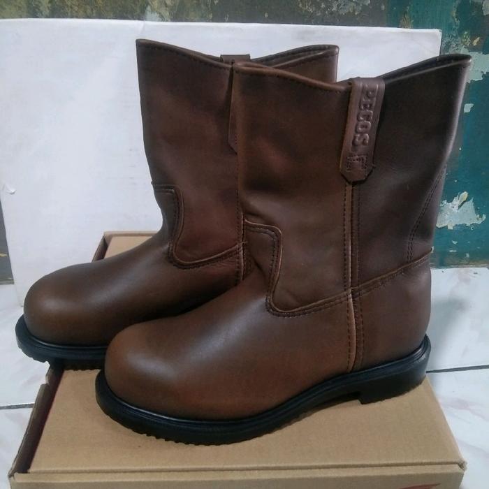 Sepatu safety red wing 8241