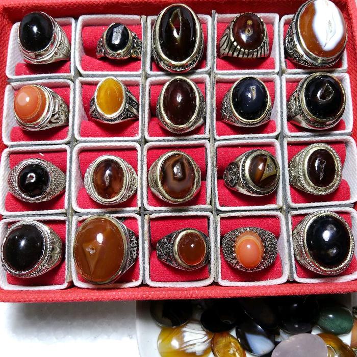 Batu Cincin Combong Junder Cempaka Madu Harga 50ribuan - Perhiasan