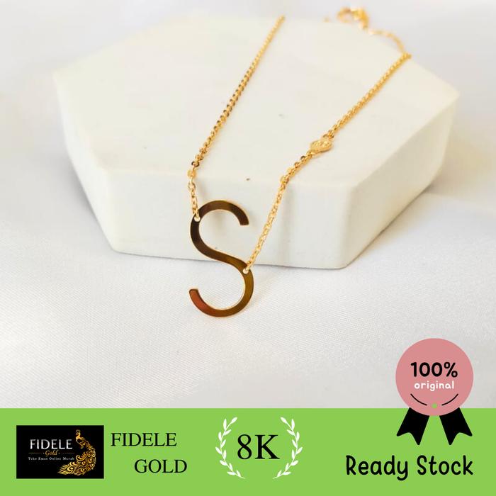 Kalung huruf Milea S Kalung huruf alfabet  wanita