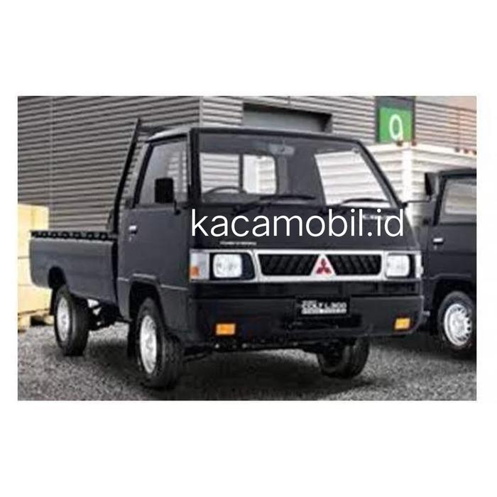 kaca pintu depan kiri mitsubishi L300 R1