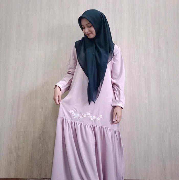 Gamis gluta terbaru tersedia 3 warna
