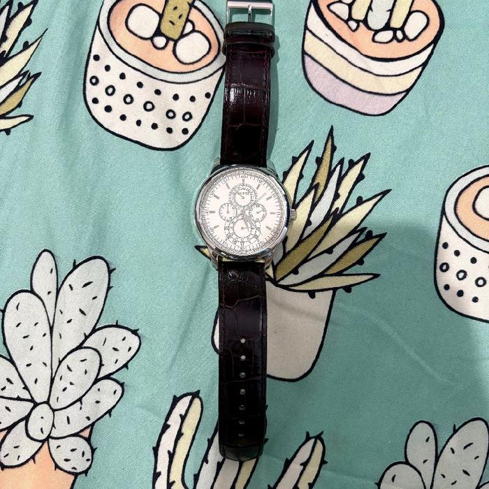 Jam Tangan Pria Guess Bryant Multifunction W0920G2 - Classic & Elegant