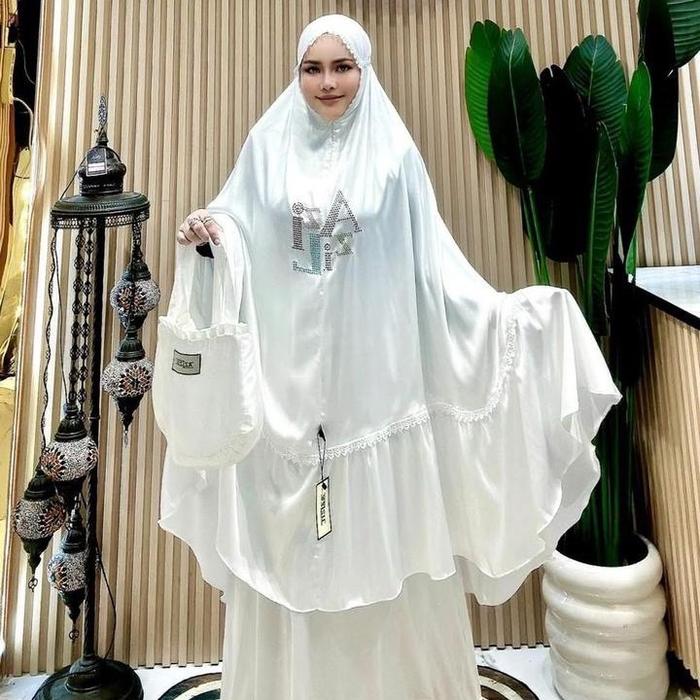 MUKENA AZIZOL DAN UcL PREMIUM BUTIK Mewah Muslim Cantik dengan Renda Premium dan Swaroski Mewah Baha