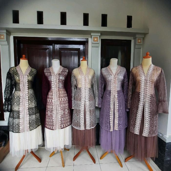 Kayana Series - One Set Outer & Rok by Nazly