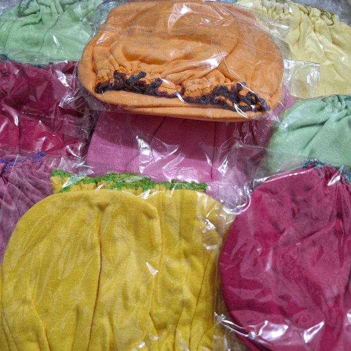Sarung tangan kaki bayi bahan kaos 10ribu dapat 3