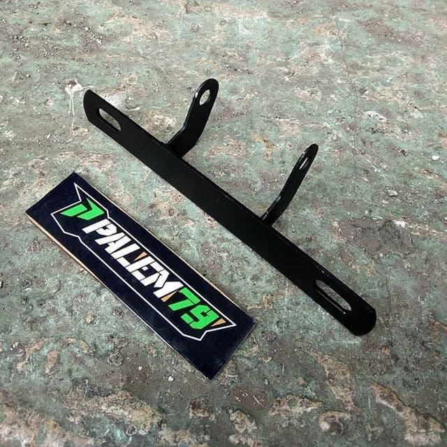 Dudukan Plat Nomor Depan CRF 150 L - Braket No Polisi CRF150