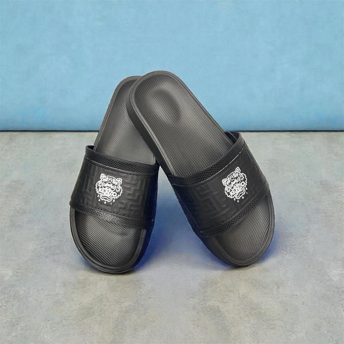 Kenzo Sandal Slop Pria Hitam dengan Logo Harimau Putih Trendy dan Nyaman