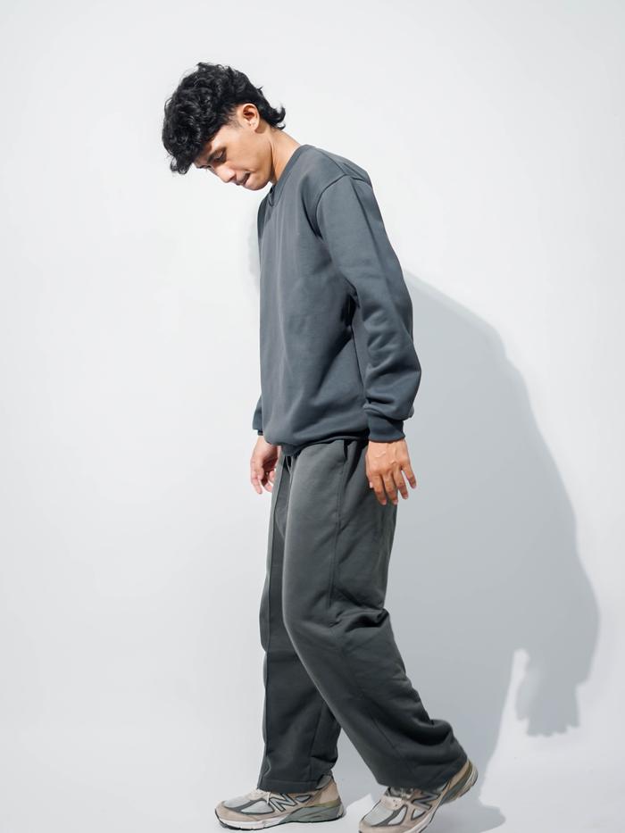 Crewneck Polos Sweater Basic Pria Wanita Oversize Fleece CVC Gramasi 280-350gsm Halus Lembut Sweatsh