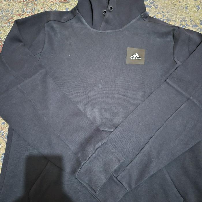 Adidas Hoodie Navy – Size M (Bekas, Kondisi Sangat Bagus)