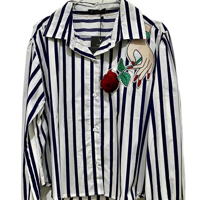ZEBRA STRIP  •Details :  Material :  Lingkar dada : 100 cm  Panjang baju : 50 cm Wanita Motif Atasan