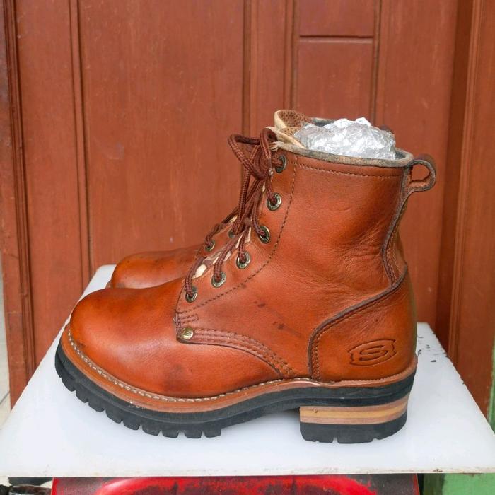 sepatu boots logger skecher 38/24,5