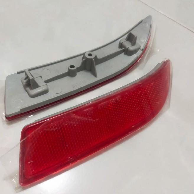 reflektor mata kucing bemper belakang Avanza Xenia 2012-2021 1pcs