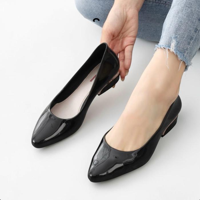 Flat Shoes Wanita Hitam Ujung Lancip Jelly Transparan Sepatu Kerja Kantor Wanita Elegan Casual Fashi