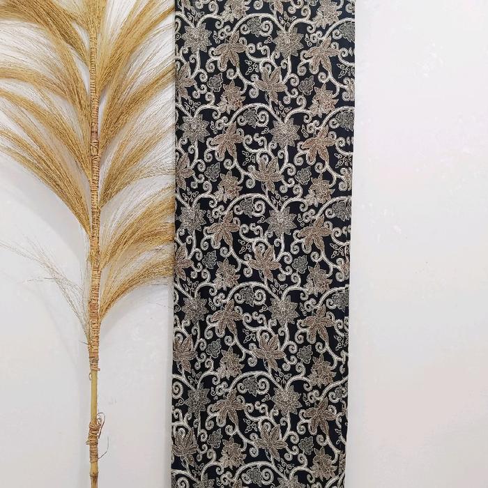 Batik Semi Sutra / Kain Batik Semi Sutra / Batik Halus