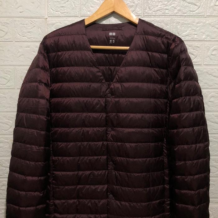 UNIQLO ultralight down jacket v neck marun gelap glossy