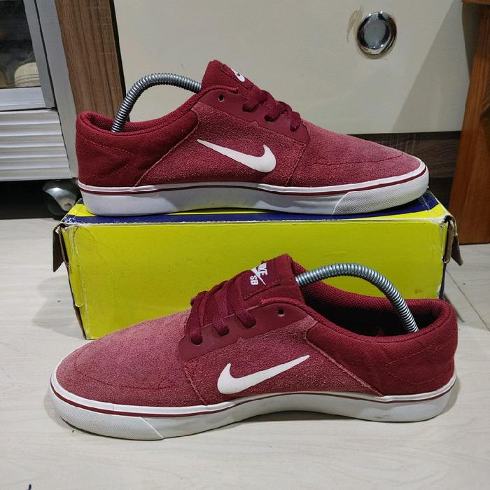 sepatu nike SB portmore team red size 43