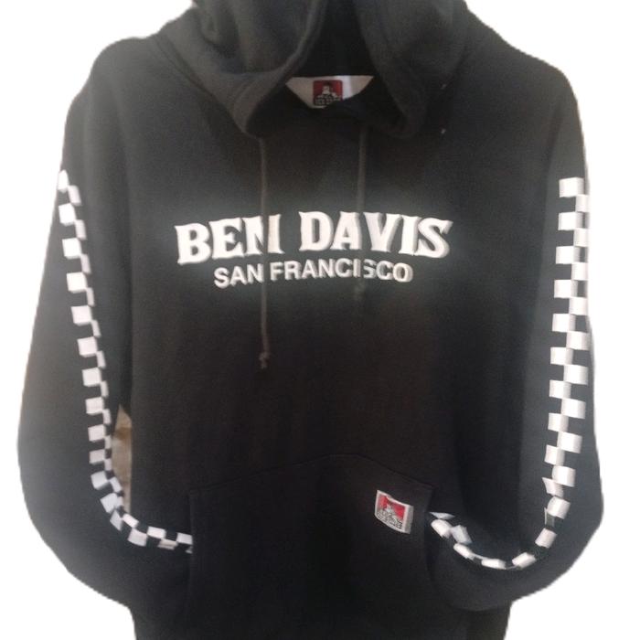 Ben Davis Jaket Hoodie Hitam San Francisco dengan Desain Kotak-Kotak di Lengan dan Logo Terlihat