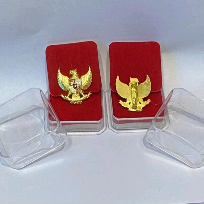 Pin Garuda untuk topi mut. bahan Kuningan sepuh emas