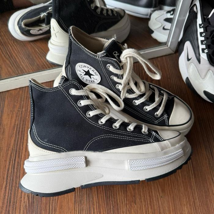 Converse Run Star Legacy High wmns black white Original Resmi - Sneakers second market