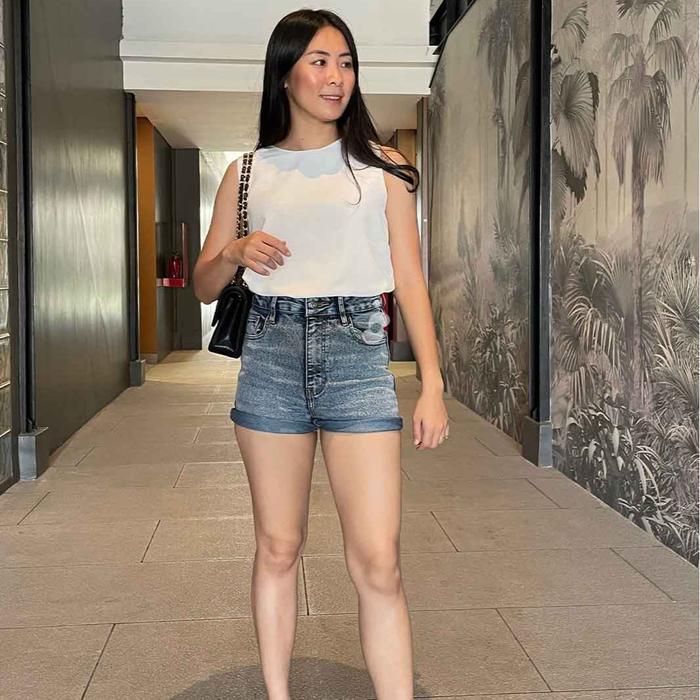 Shenelin Celana Pendek Jeans Natalie Hotpants