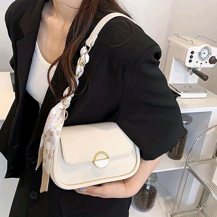 Tas Selempang Wanita SOOZA Bahan miniso tebal Elegan untuk party muat banyak barang free syall Dewas