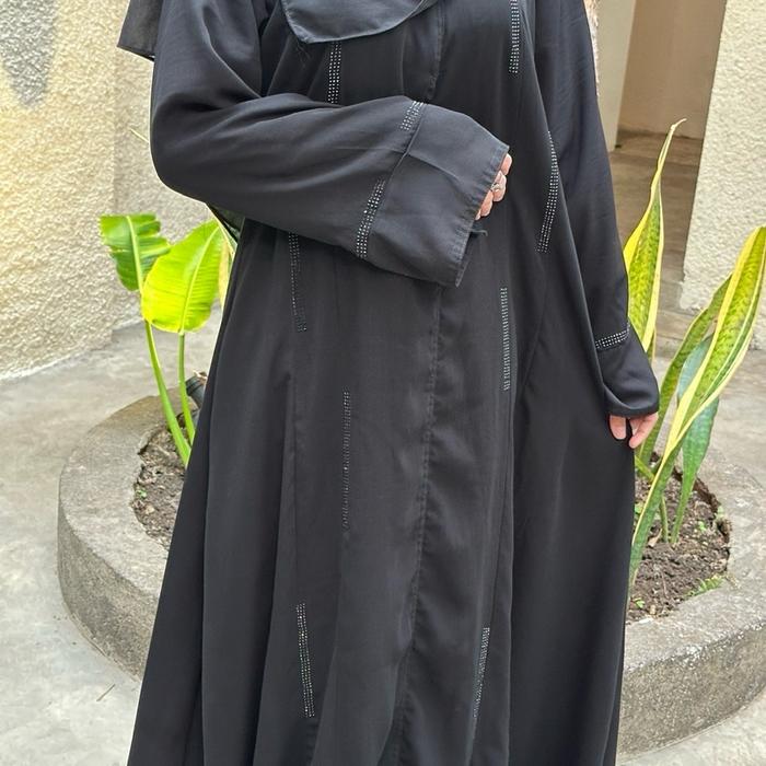 Abaya Hitam Azzarin bahan jetblack premium kombinasi mata" depan belakang