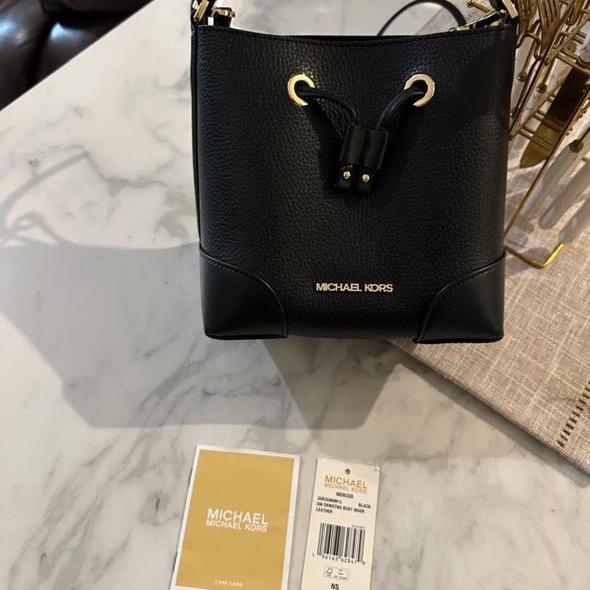 Preloved Michael kors mercer small pebbled leather bucket bag, original