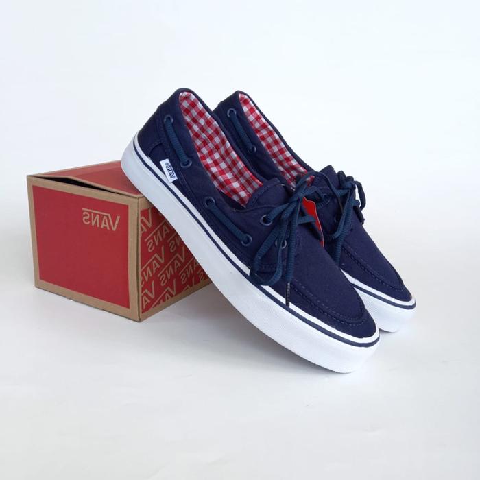 Vans Zapato Flanel Navy White - Sepatu Selempang Pria dengan Desain Navy dan Putih - Shoes Casual