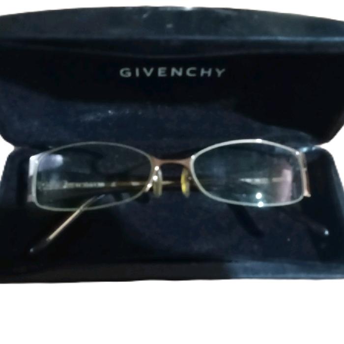 KACAMATA GIVENCHY PRELOVED ORIGINAL