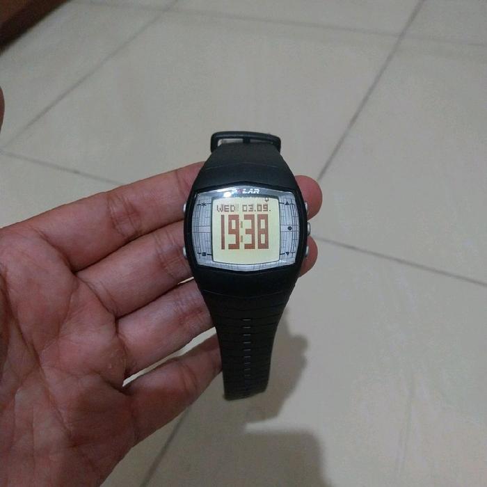 Jam Polar Digital original