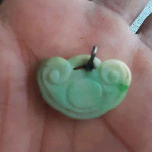 liontin kalung batu giok