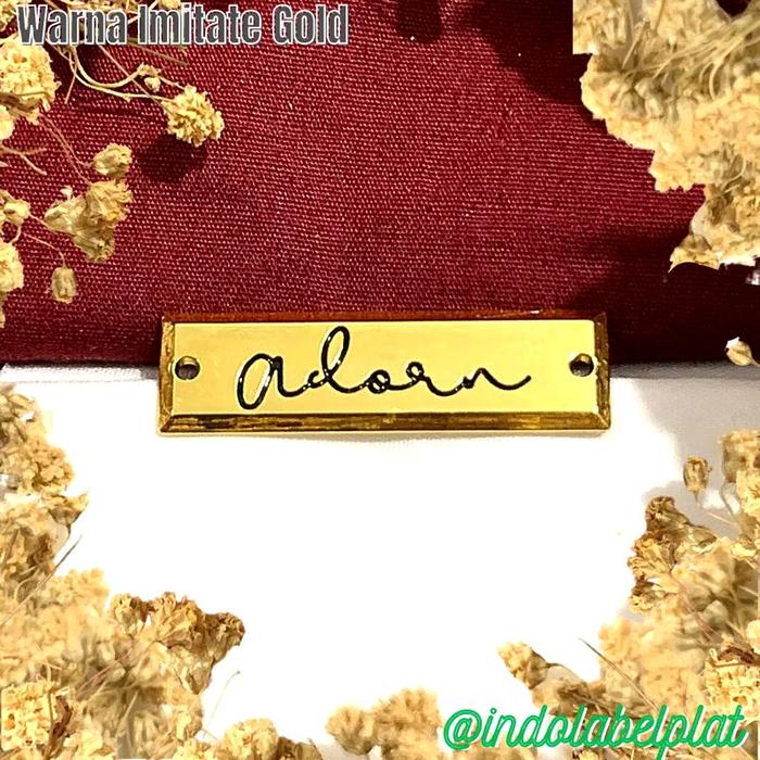 Label Plat Hijab Alloy Custom Ukir LOGO DI PAPAN SEGI PANJANG (Huruf/ Alphabet/ Logo Fashion Label M