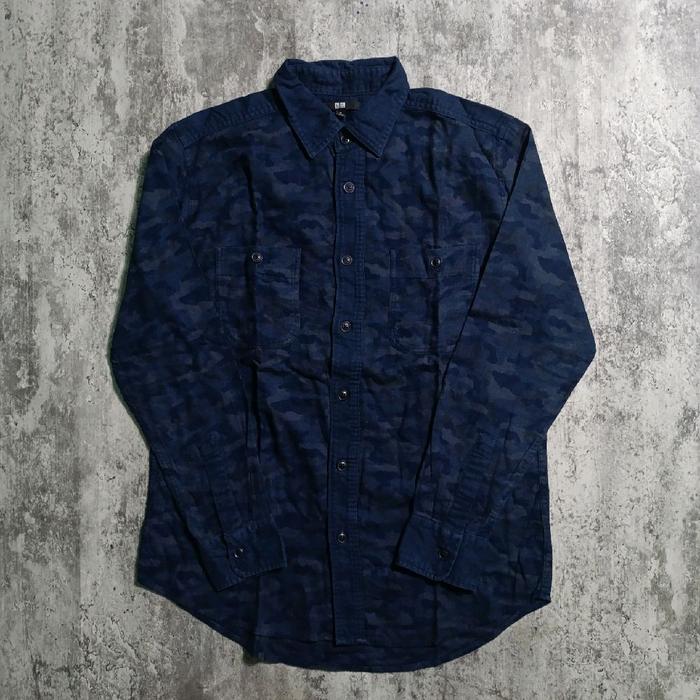 Uniqlo Camo Flannel Navy Kemeja Shirt