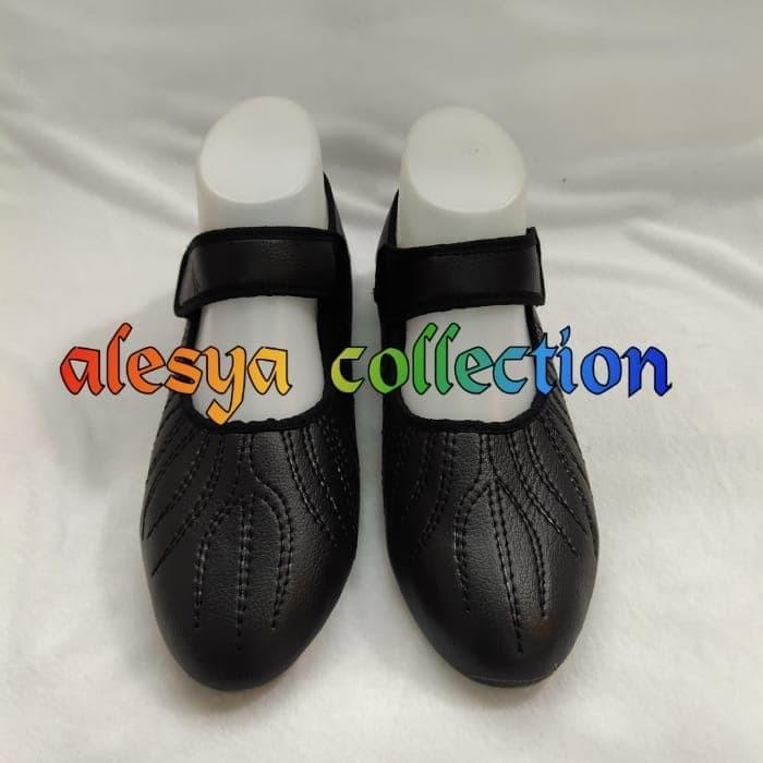 sepatu haji hitam / sepatu wanita hitam /sepatu hem wanita hitam