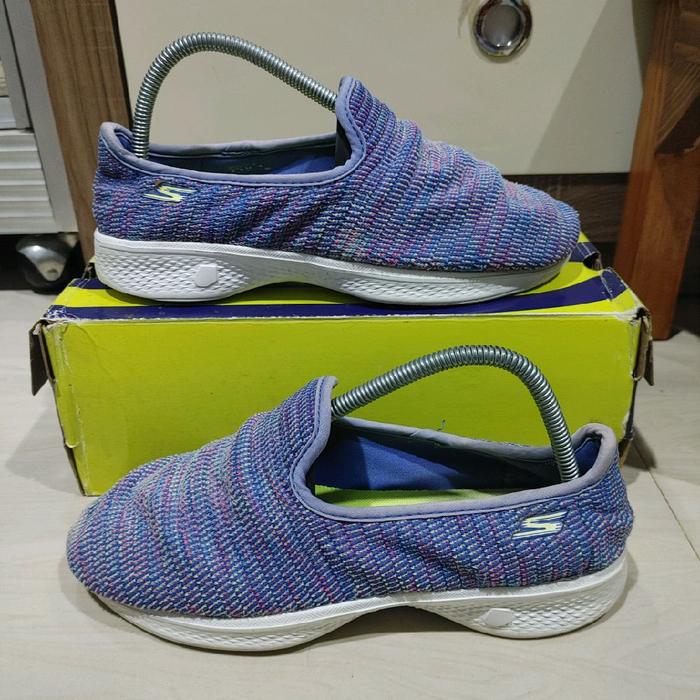 sepatu Skechers preloved size 38