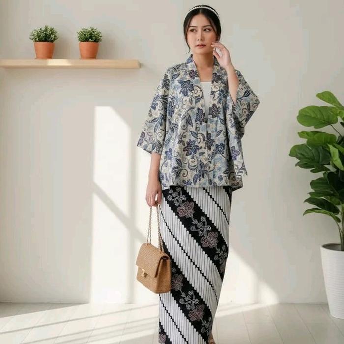 Rok Batik Kebaya Wanita Rok Bawahan Wisuda  Dewasa Rok Batik Span Modern Belah Belakang Bahan Katun