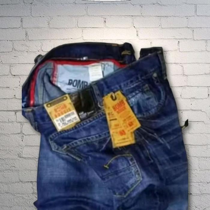 Promo Celana panjang Pria Bombboogie / celana Panjang jeans pria standar reguler bahan premium Denim